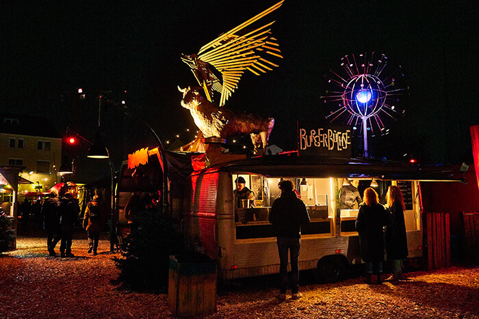 besonderer Weihnachtsmarkt in München Märchenbazar