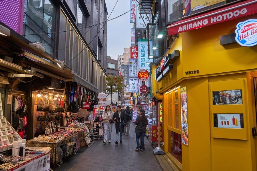 shopping in Seoul